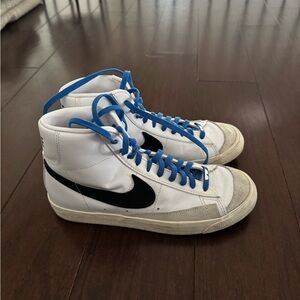 Nike Blazer 77” High Top Sneakers W/ Stretchy Laces